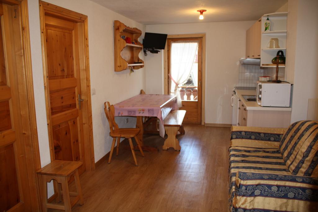 Casa Longa Apartment Livigno Room photo